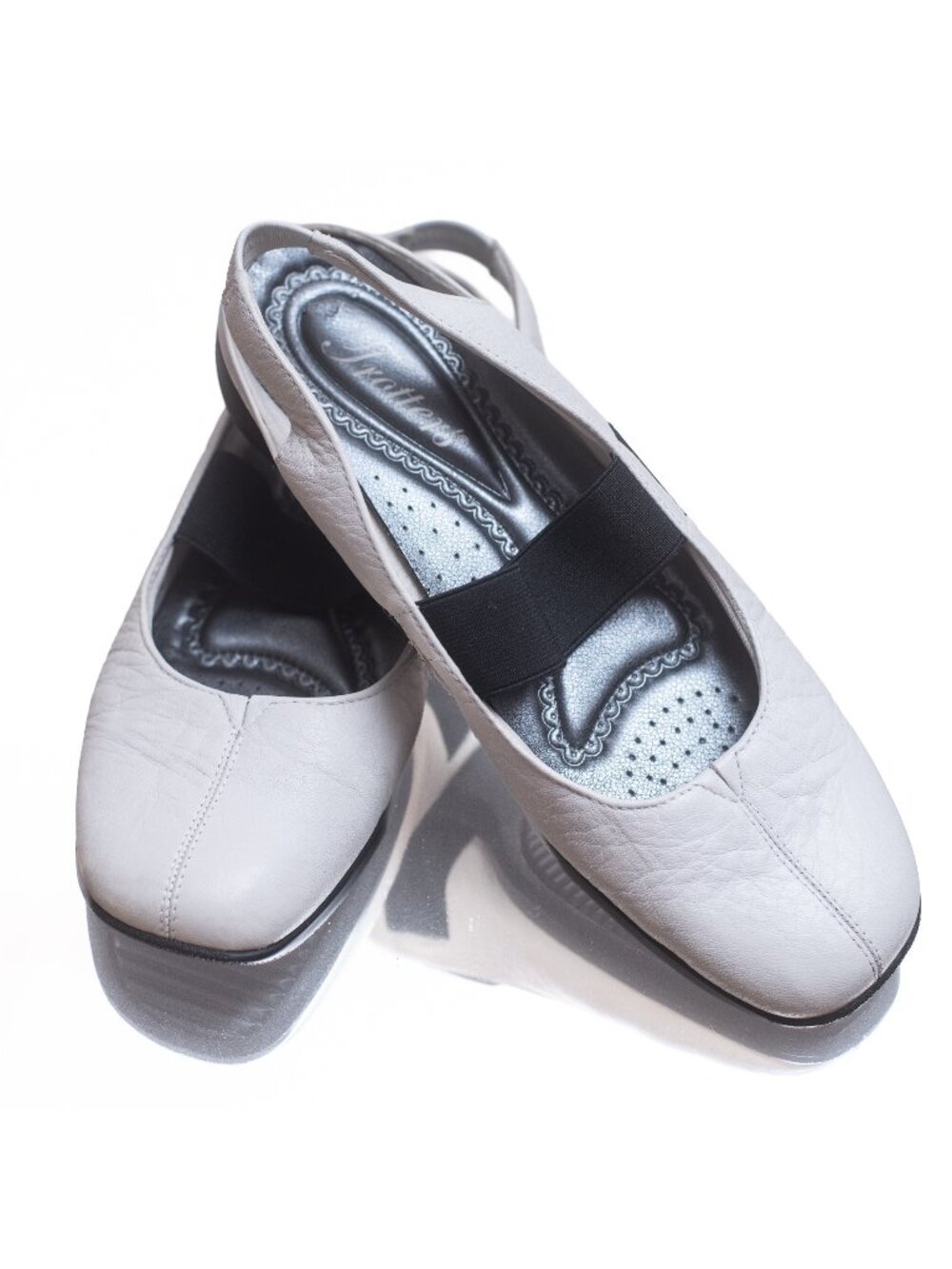 Y2K Style Trotters Mary Jane White Black Ballet Flats Travel Shoes 9 French Girl